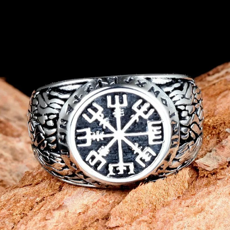 Vegvísir Ring
