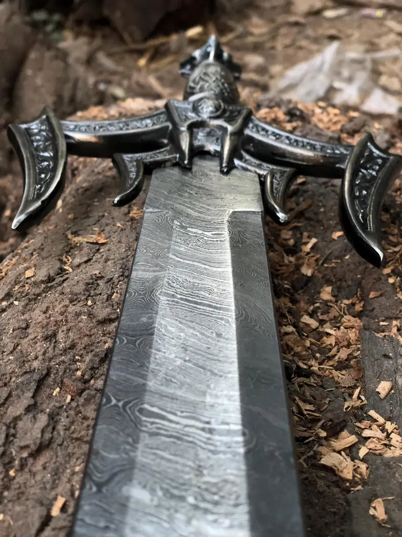 Norse Man Damascus Sword-Tales of Valhalla