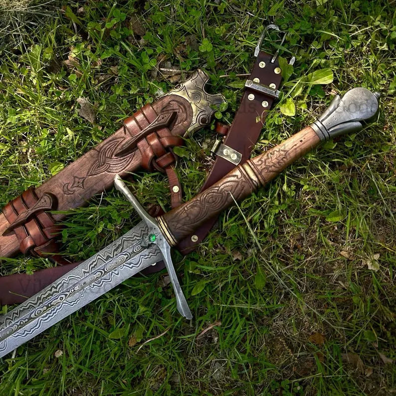 Emerald Accents Long Sword
