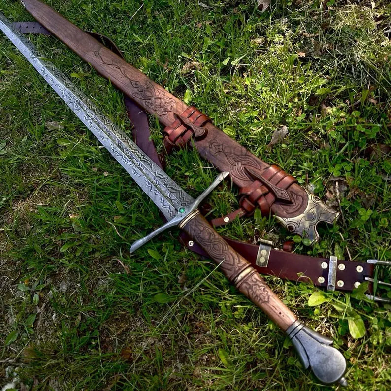 Emerald Accents Long Sword