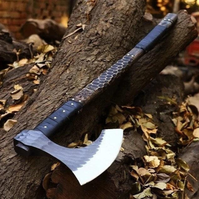 Vegvisir Hatchet Axe-Tales of Valhalla