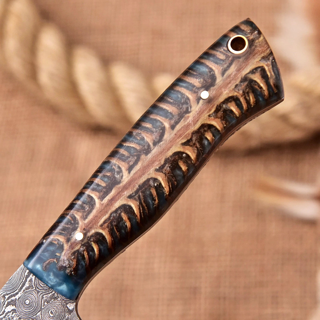 Pine Cone Damascus Steel Knife