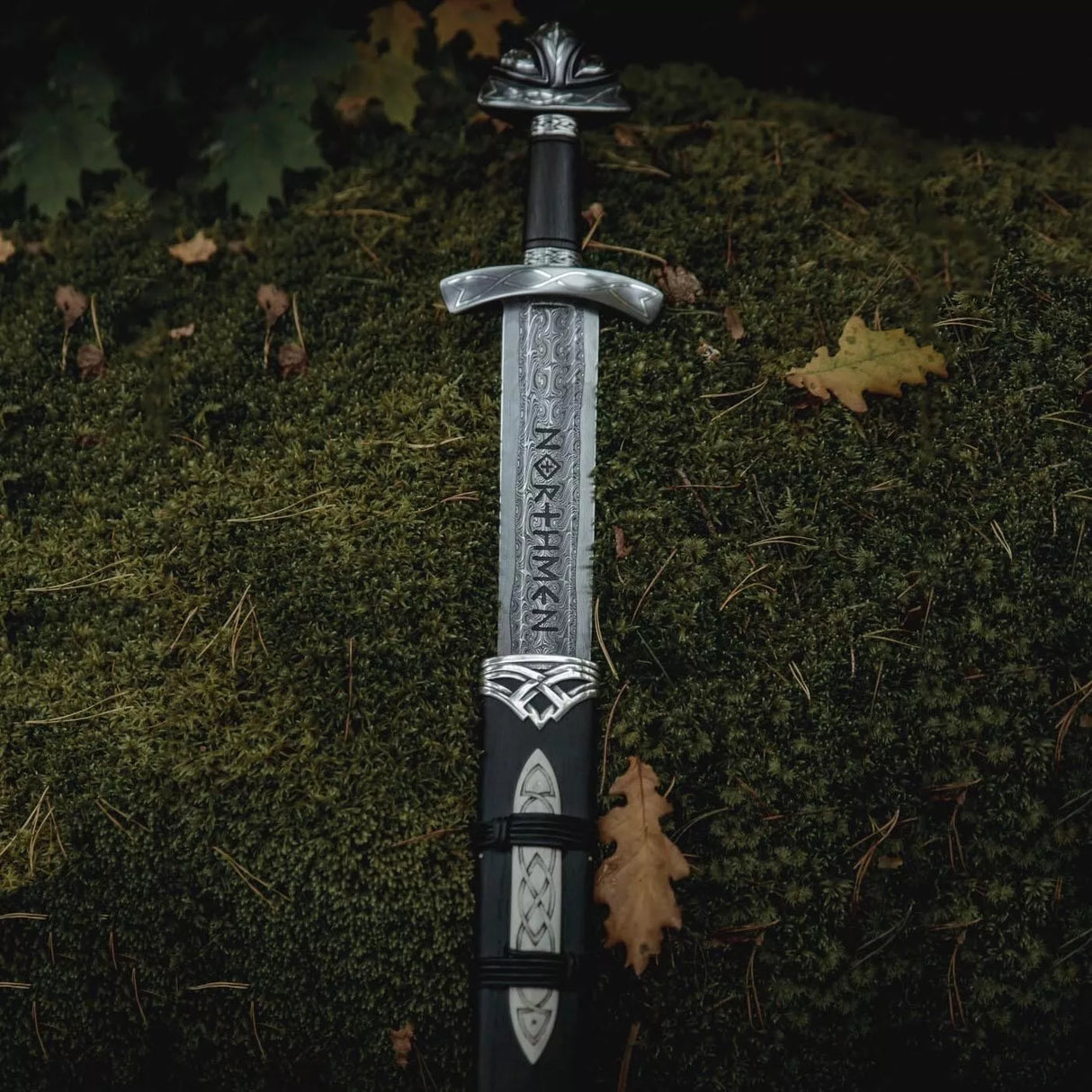 The Northmen Damascus Sword-Tales of Valhalla