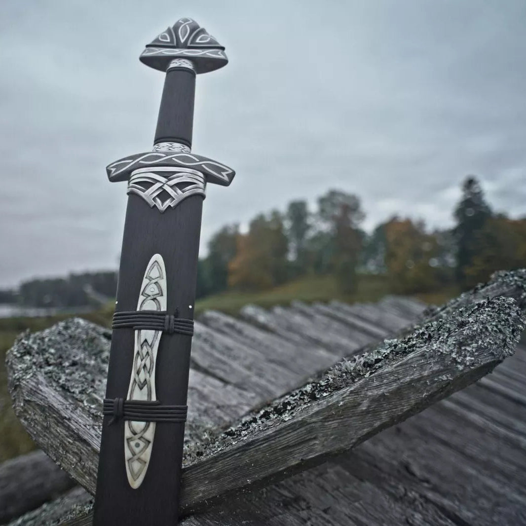 The Northmen Damascus Sword-Tales of Valhalla