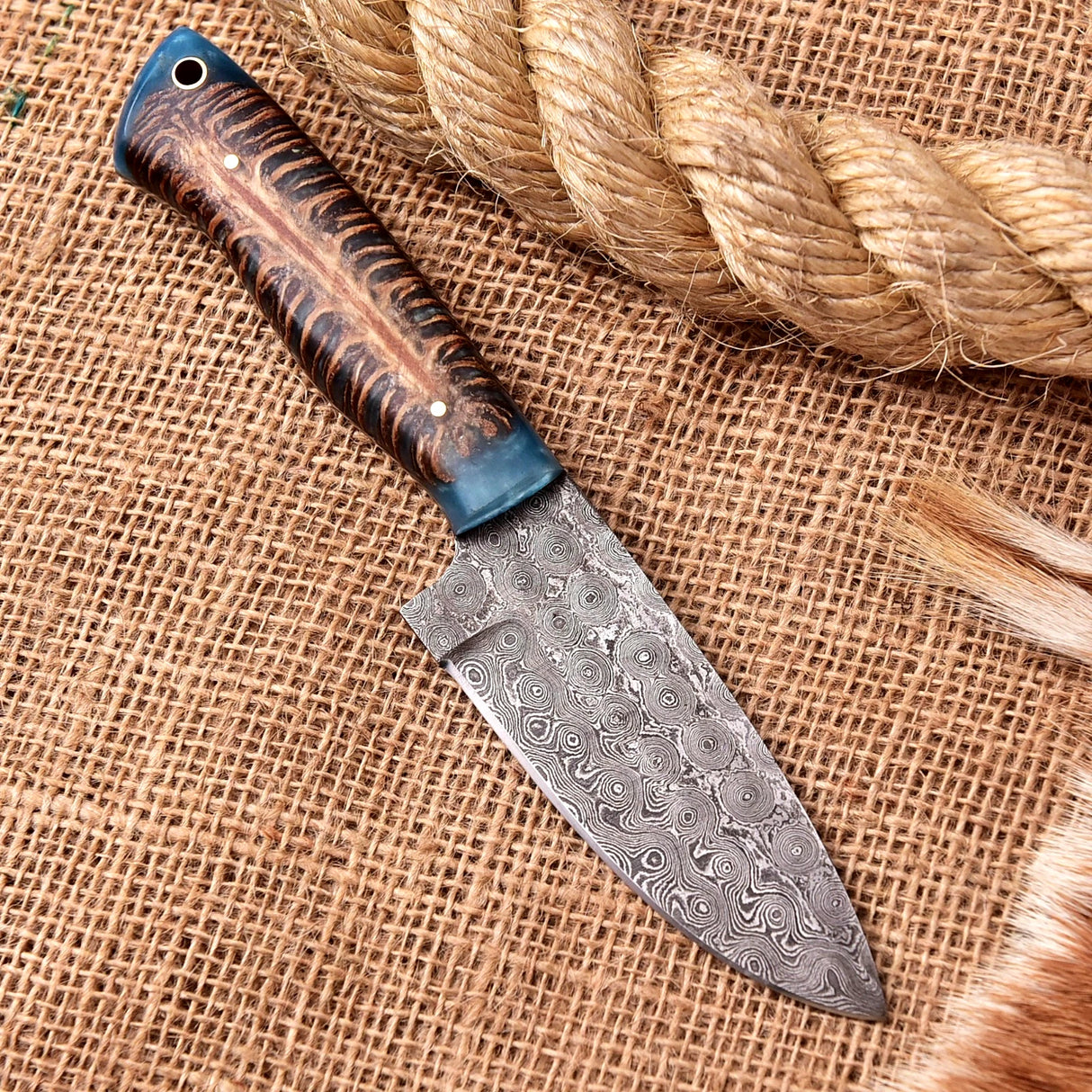 Pine Cone Damascus Steel Knife