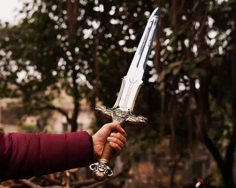 Barbarian Scottish Claymore Sword