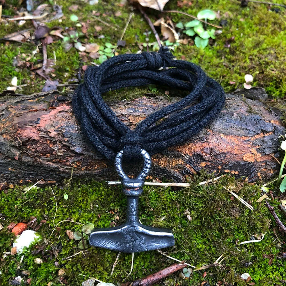 Ancient Mjölnir Necklace