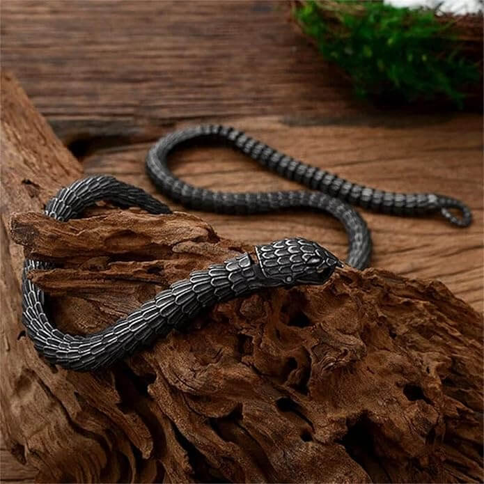 Jörmungandr Necklace