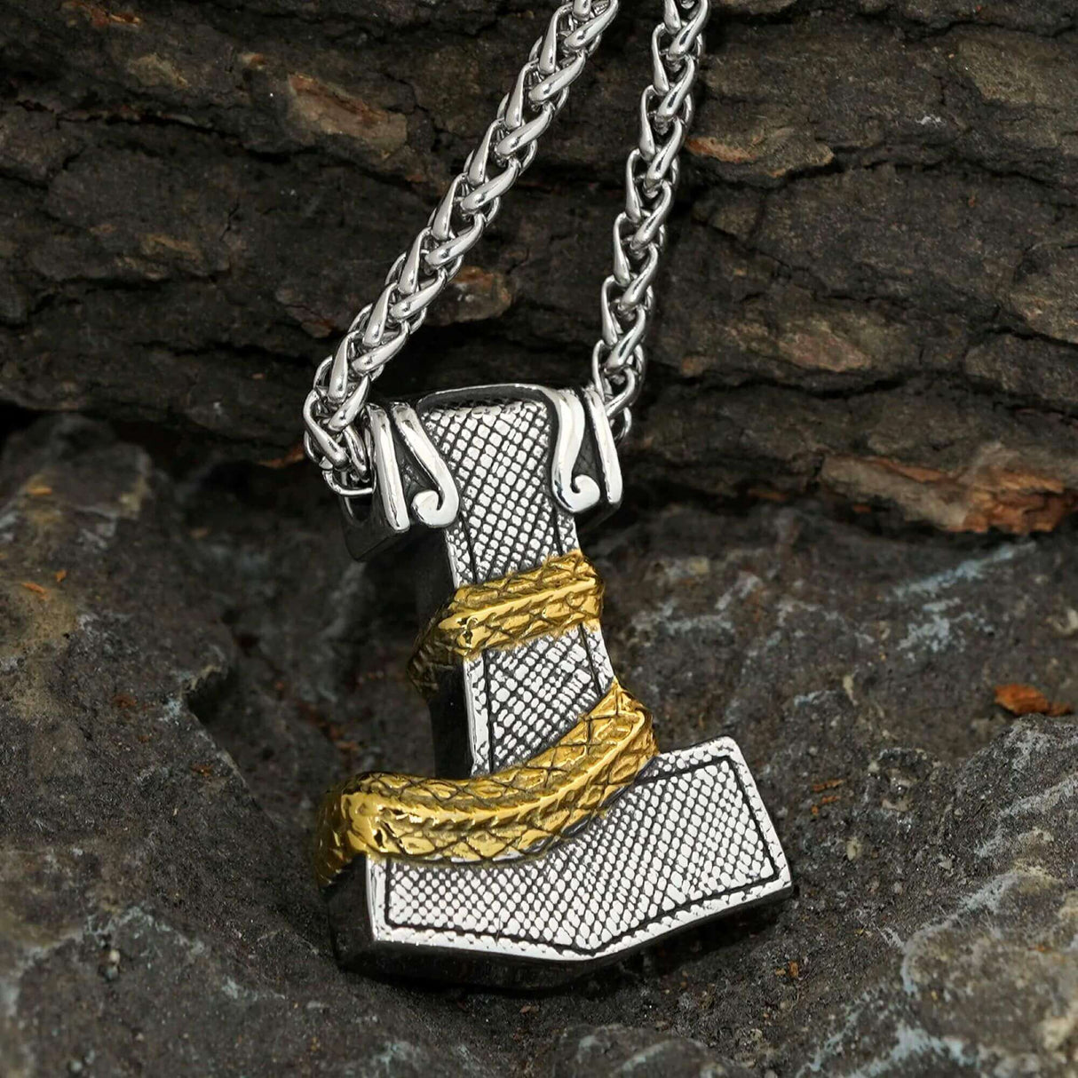 Jörmungandr Surrounding Mjölnir Necklace