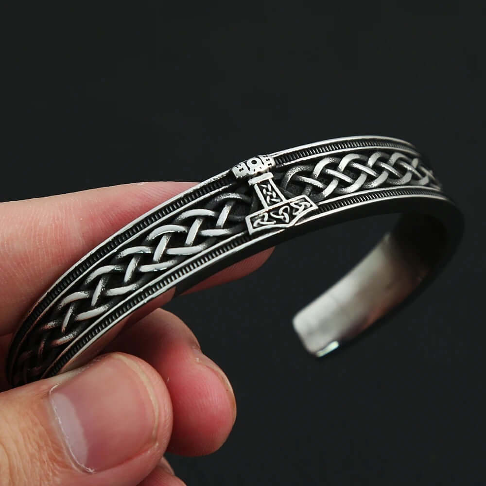 Mjolnir Arm Ring