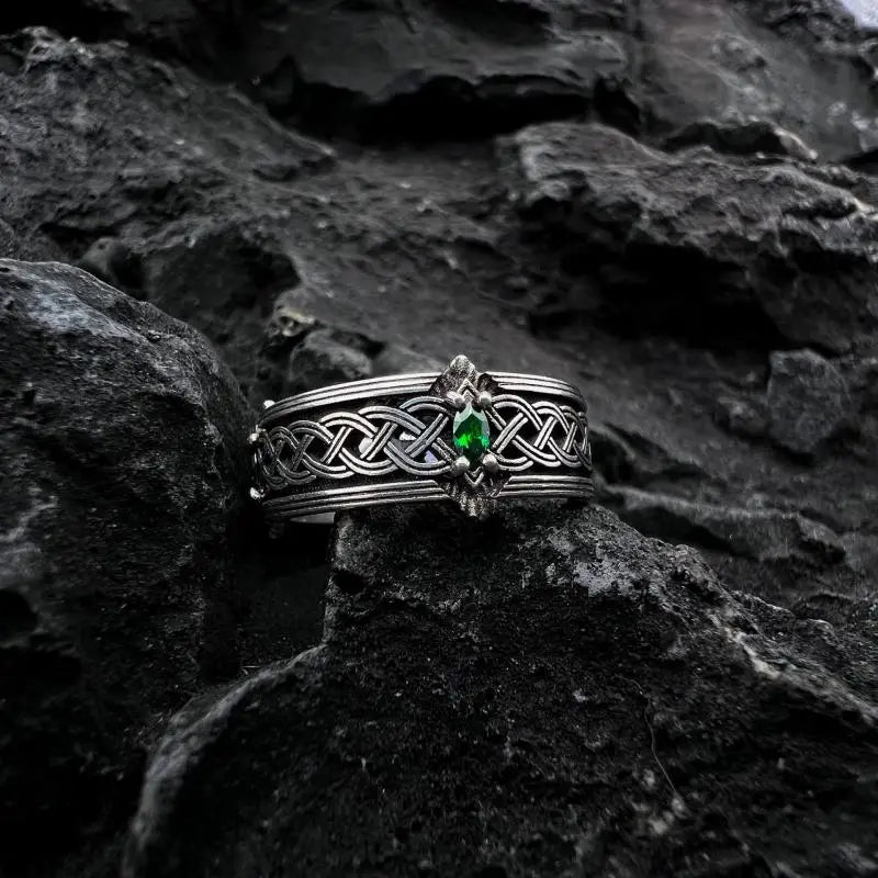 Vintage Zircon Celtic Knot Ring