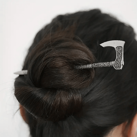 Shieldmaiden Axe Hair Stick