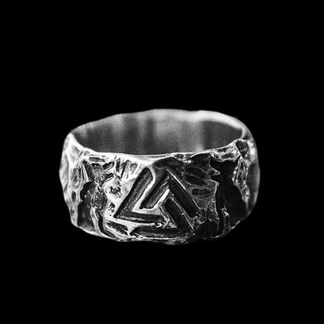 Valknut Geri and Freki Antique Ring-Tales of Valhalla