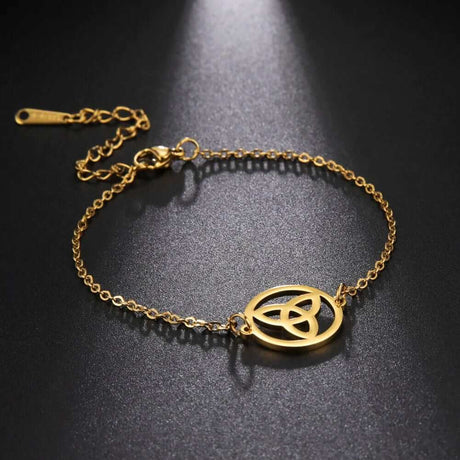 Viking Triquetra Bracelet-Tales of Valhalla