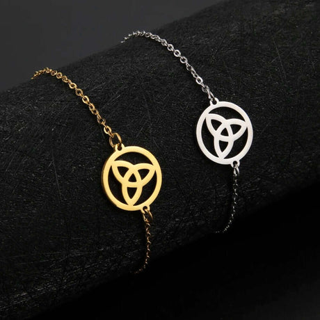 Viking Triquetra Bracelet-Tales of Valhalla