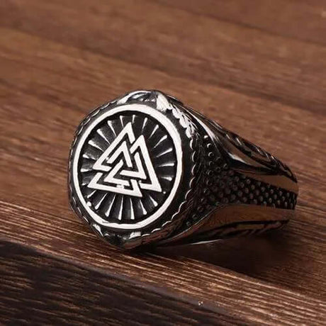 Vintage Valknut Ring-Tales of Valhalla