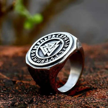 Vintage Valknut Rune Ring-Tales of Valhalla