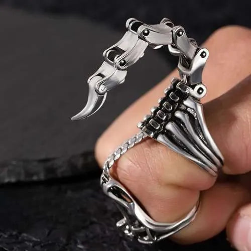 Movable Retro Scorpion Tail Ring