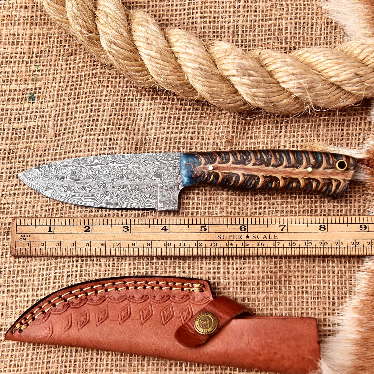 Pine Cone Damascus Steel Knife