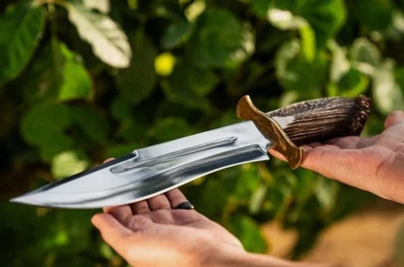 Eikthyrnir Hunting Bowie Knife