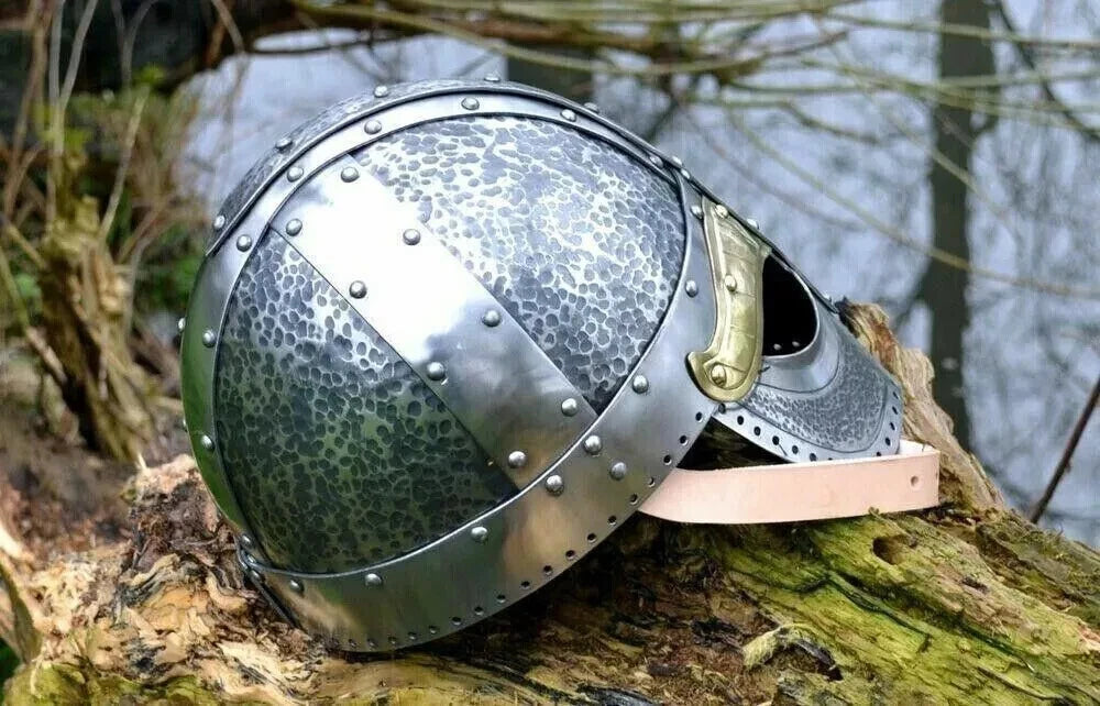 Victorian 18 Gauge Steel Baldur Helmet